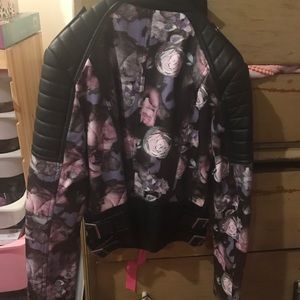 Floral print leather!